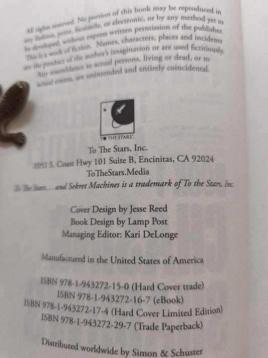 Sekret Machines, Book 1 : Chasing Shadows